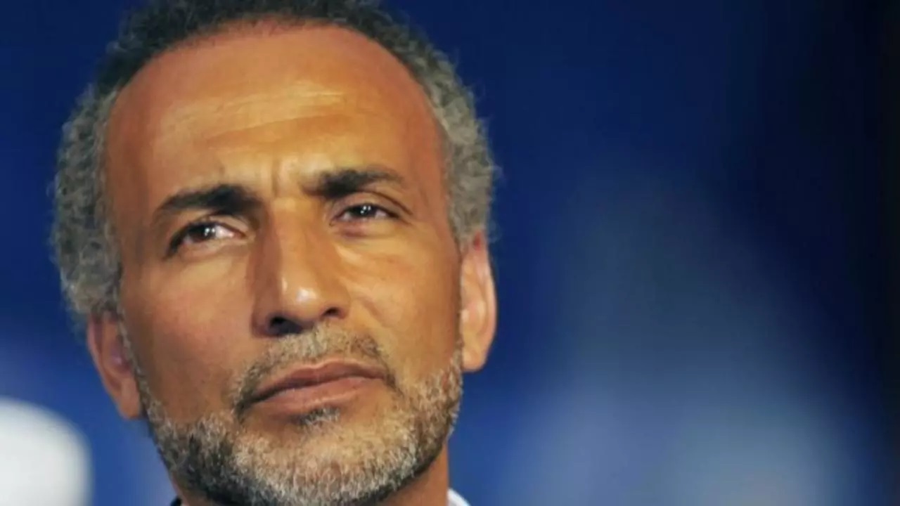 حفيد مؤسس "الإخوان" يواجه تهمة جديدة