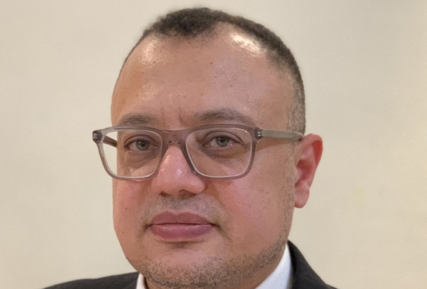 "إيهاب رشاد"
