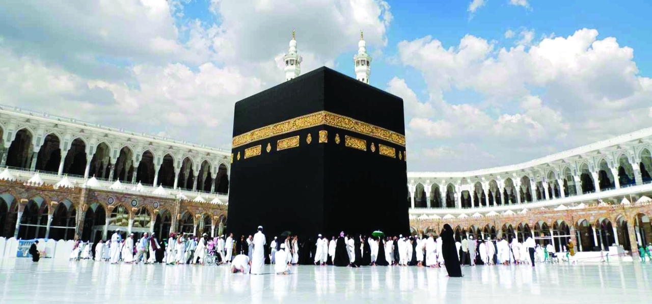 السعودية تسمح بقدوم المعتمرين من الخارج