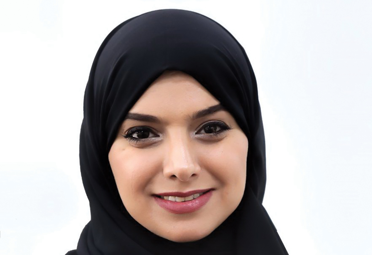 "آمنة الضحاك الشامسي"