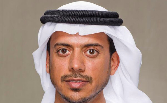 "سلطان بن طحنون"