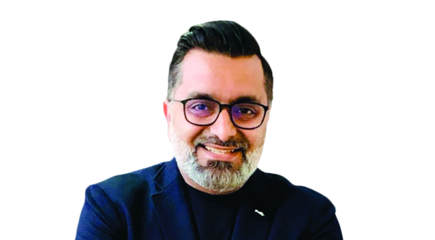 "نواف المنصوري"