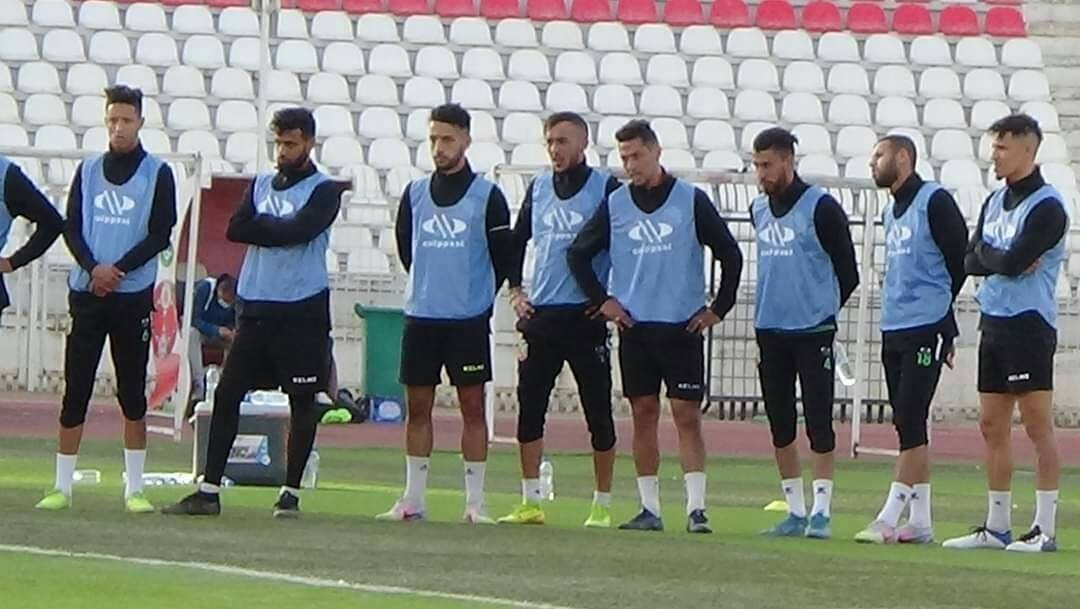 لاعبو اتحاد بلعباس الجزائري يقاطعون التدريبات