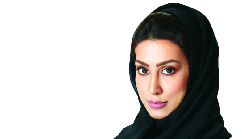 "خديجة البستكي"