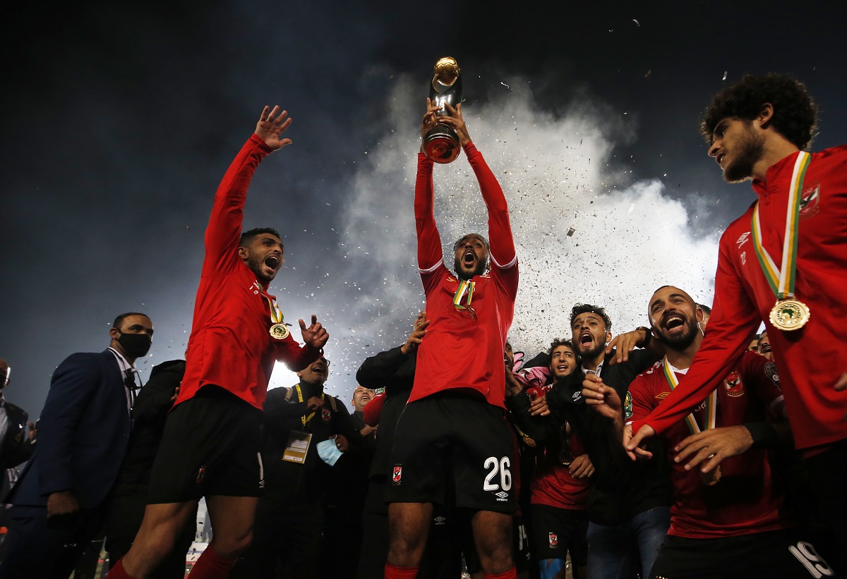 بايرن ميونيخ واستون فيلا وصن داونز والهلال السعودي يهنئون الأهلي بالفوز الافريقي