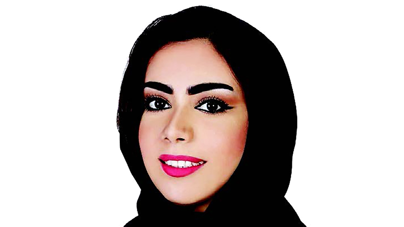 "عائشة الفلاسي"