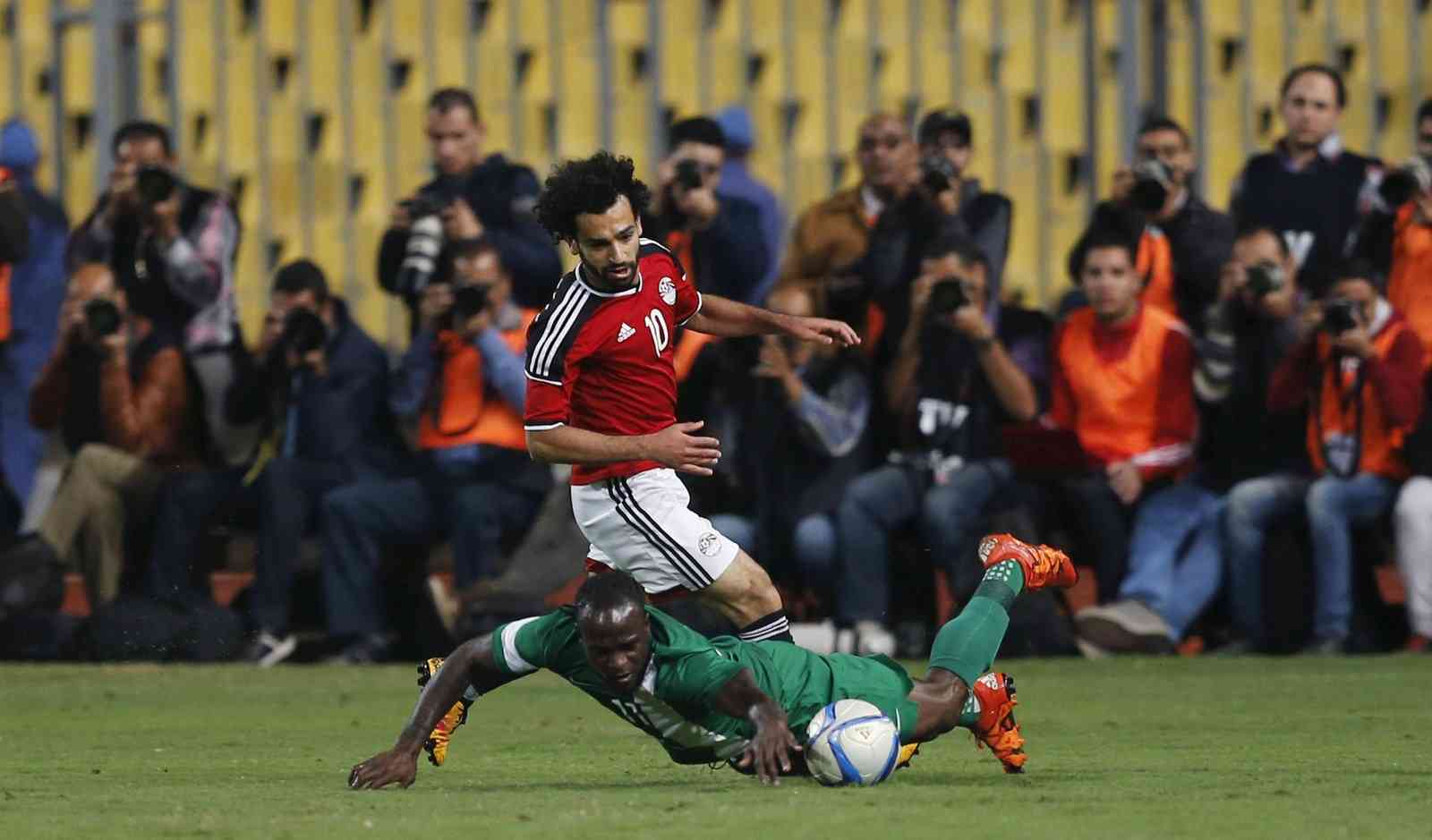 الأهلي وصلاح ونجوم الاسكواش يقودون إنجازات الرياضة المصرية في 2020