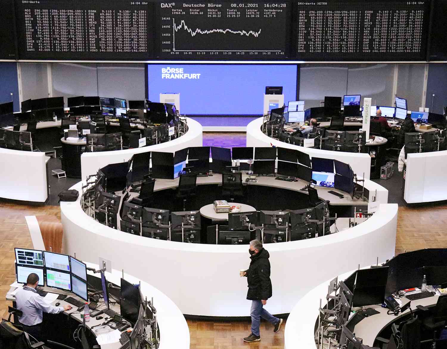 بورصة نيويورك ترتفع وتتجاوز فقد الوظائف الأمريكية