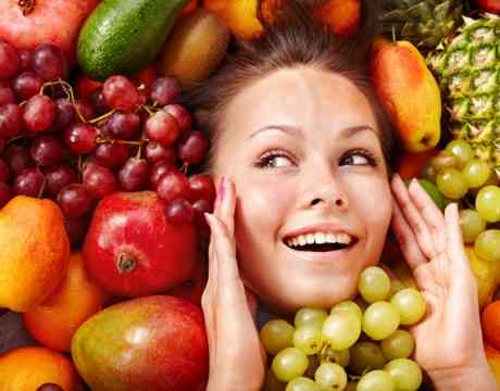 5 أطعمة تساعدك على الظهور بمظهر أصغر عمرا