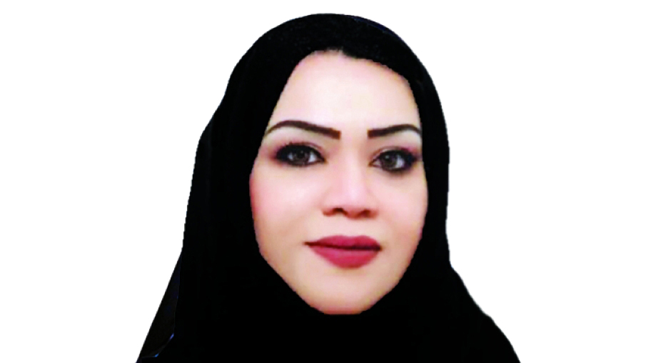"موزة الشومي"