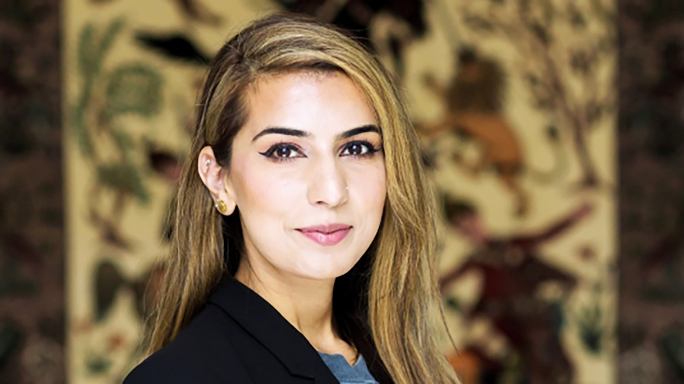 "ماهام سادات صديق"