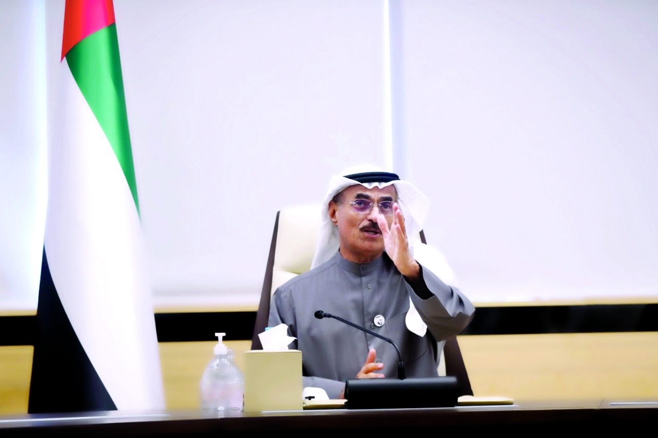 «الإمارات للتغير المناخي» يناقش تشديد الرقابة على المبيدات المتداولة