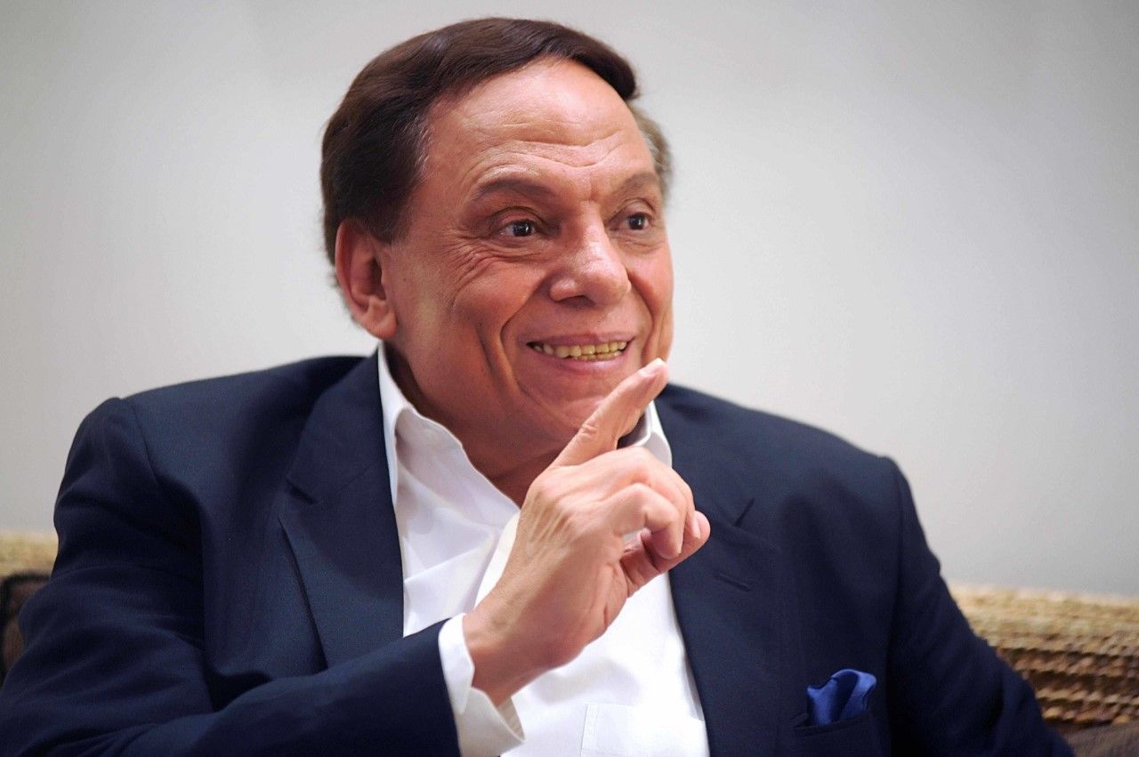 تفاصيل ليلة بكى فيها عادل إمام كأنه لم يبك من قبل