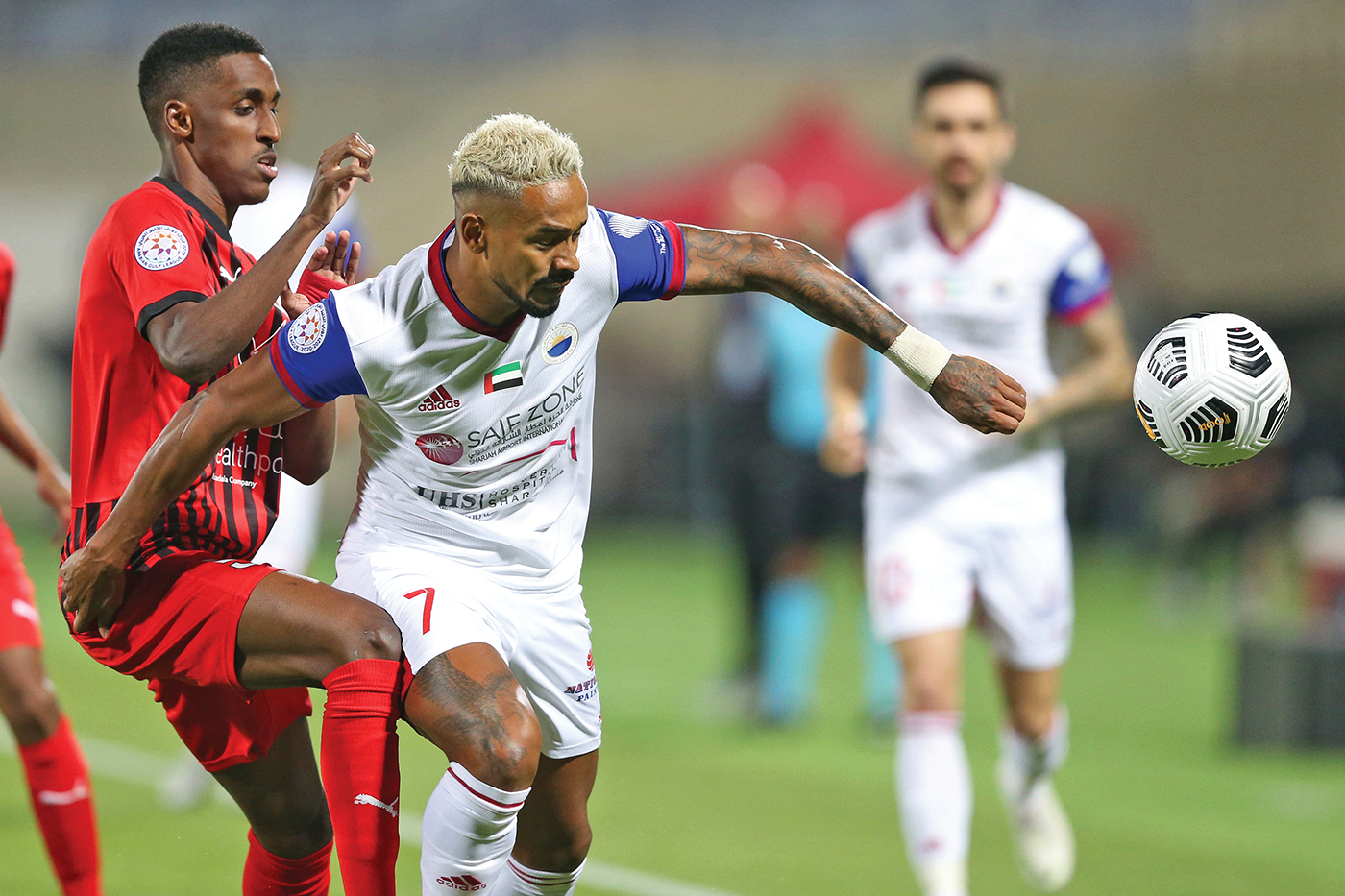34 هدفاً «+90» في دورينا