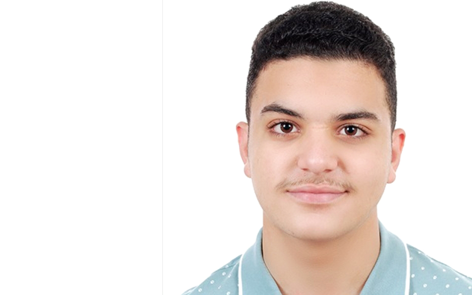 "خالد عبد الفتاح"