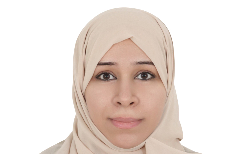 "فاطمة الظاهري"