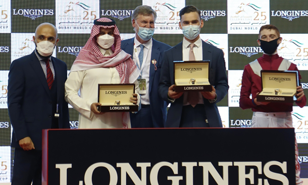 "من التتويج في الشوط الثامن | تصوير: زافير ويلسون"