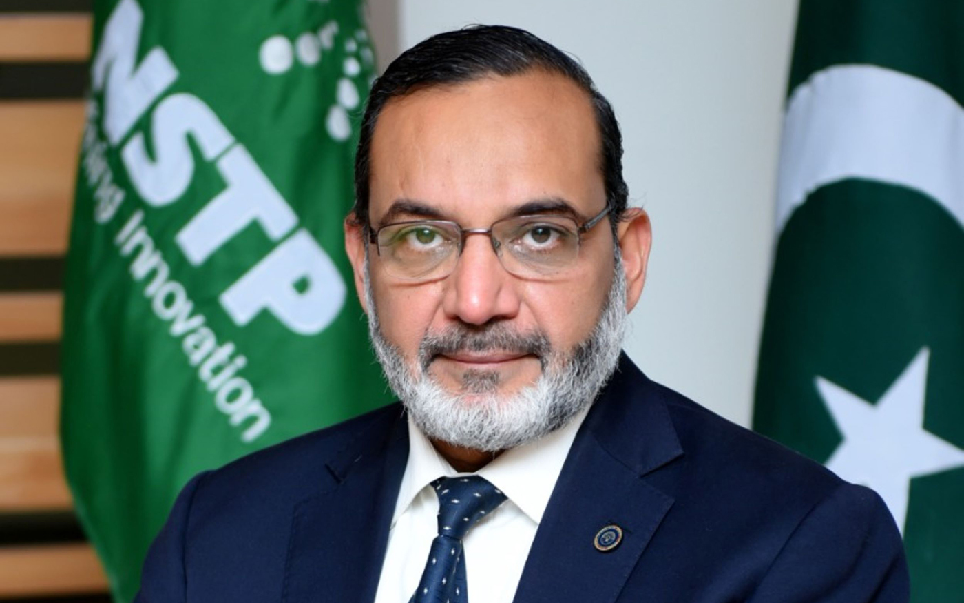 "نصار إكرام"