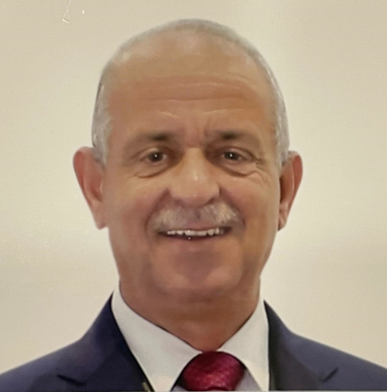 "عاطف عريقات"