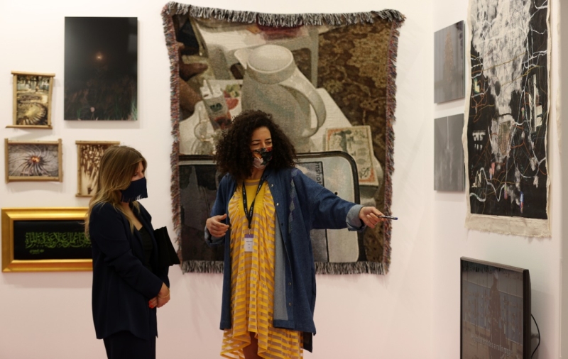 "صالات عرض من جميع أنحاء العالم تشارك في المعرض"