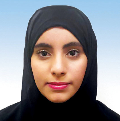 "فاطمة اليافعي"