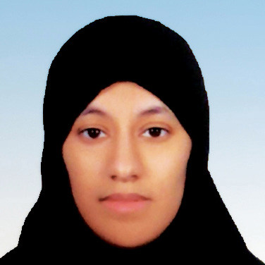 "قمر عبد الله"