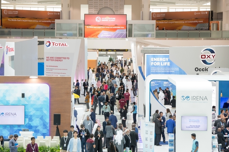 مئات العارضين وآلاف الوفود بالقمة العالمية لطاقة المستقبل 2022
