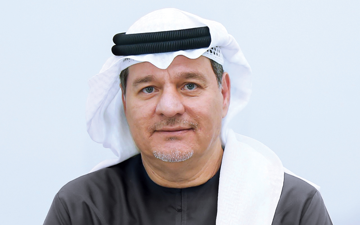 "محمد العمادي"