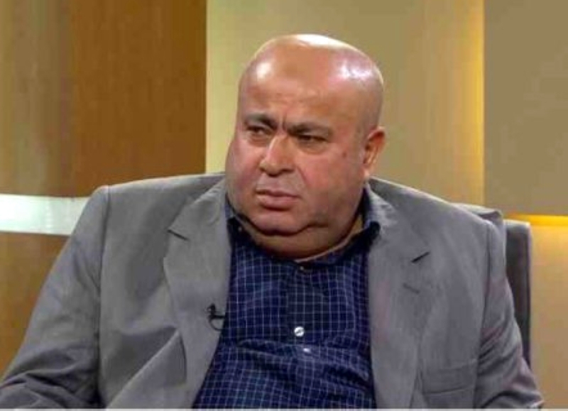 "خليل عطية"