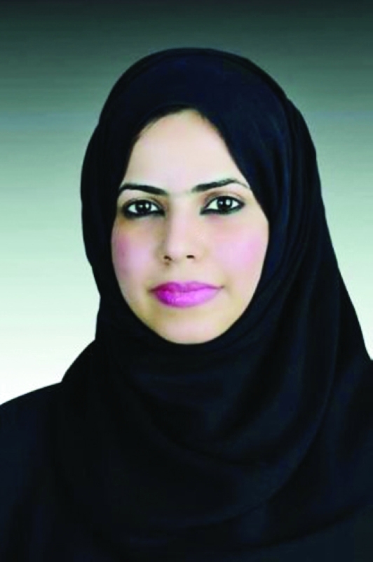 "فاطمة المزروعي"