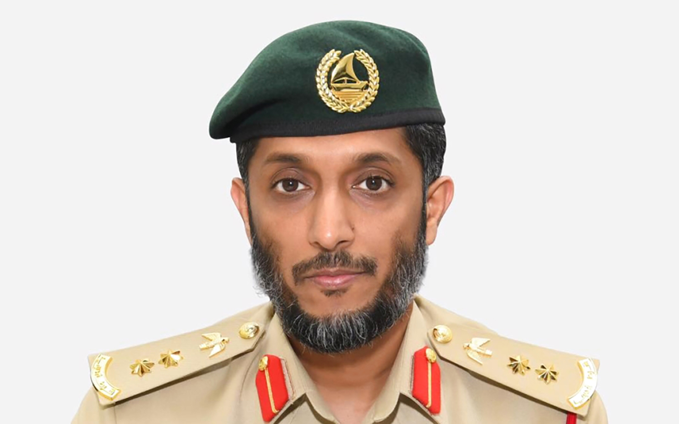 "علي المنصوري"