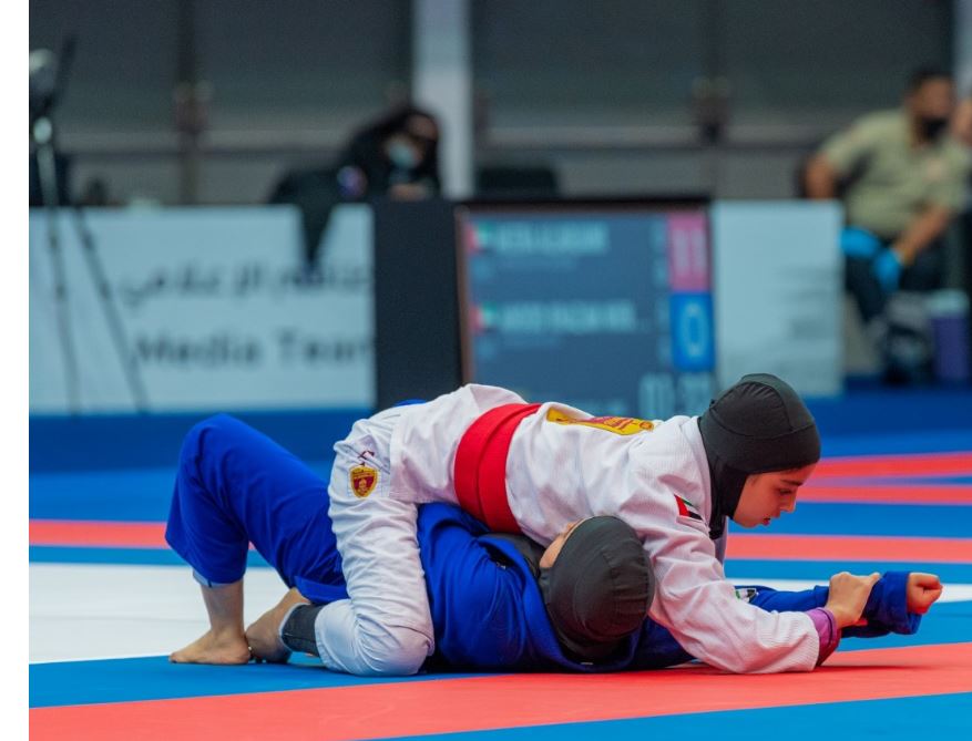 لاعبات الوحدة والعين يتصدرن المشهد في  بطولة "أم الإمارات" للجوجيتسو