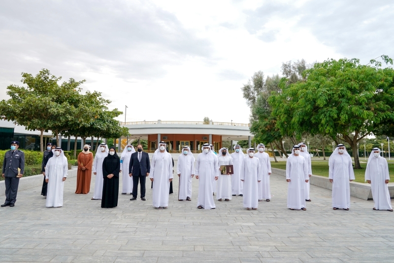 "أحمد بن محمد خلال حفل تكريم الفائزين بجائزة وطني الإمارات بحضور منصور بن محمد وسارة الأميري وضرار الفلاسي | تصوير: خليفة عيسى"