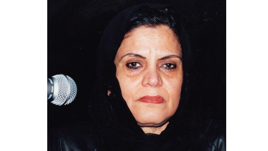 "عائشه السيار"