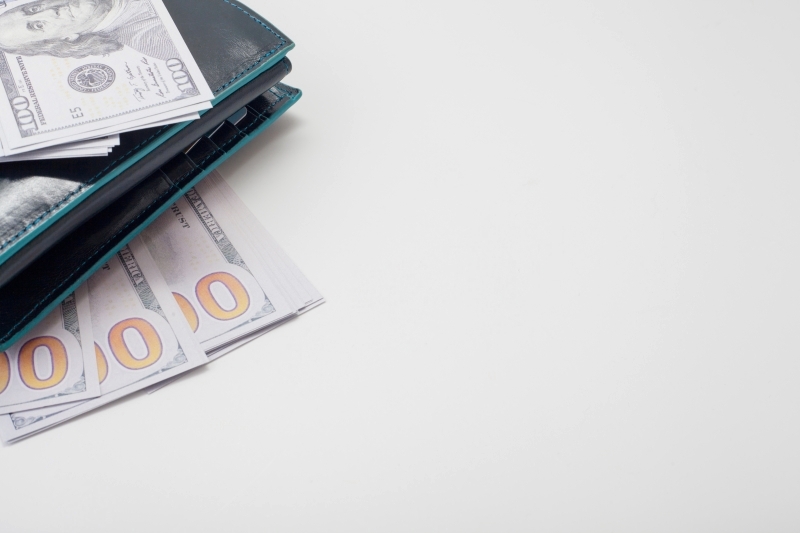 تشريعات محكمة لمواجهة  «المحافظ الوهمية»  في أسواق المال