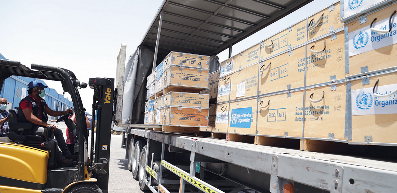 "طيران الإمارات توفر سعة مجانية لشحن مواد الإغاثة لـ 9 مدن هندية"