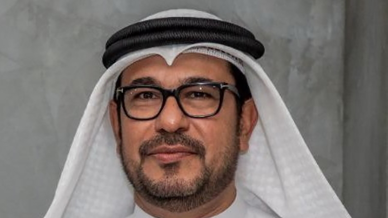 "علي الحوسني"