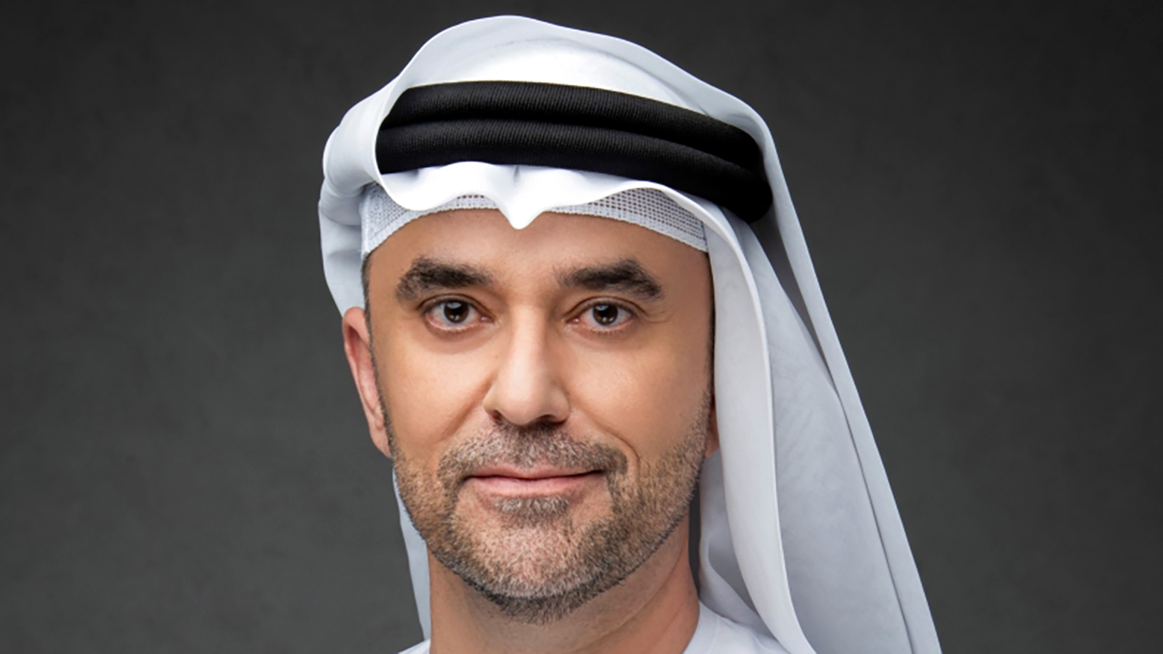 "عمر غباش"