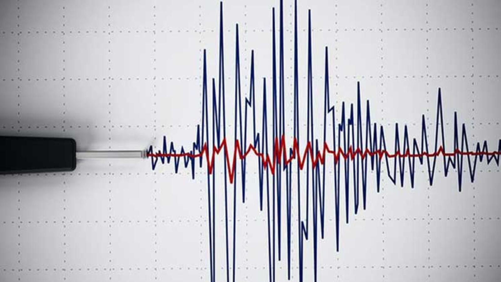 زلزال بقوة 6,1 درجات يضرب شرق إندونيسيا