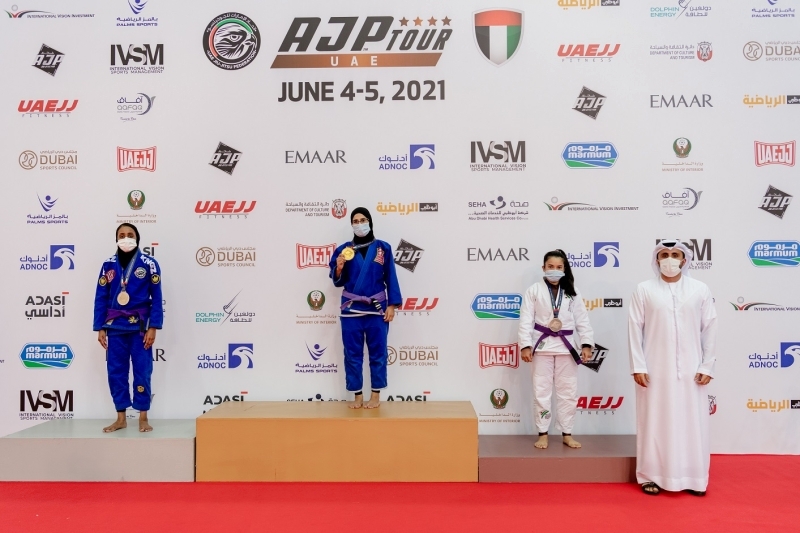 "جانب من مراسم التتويج | البيان"