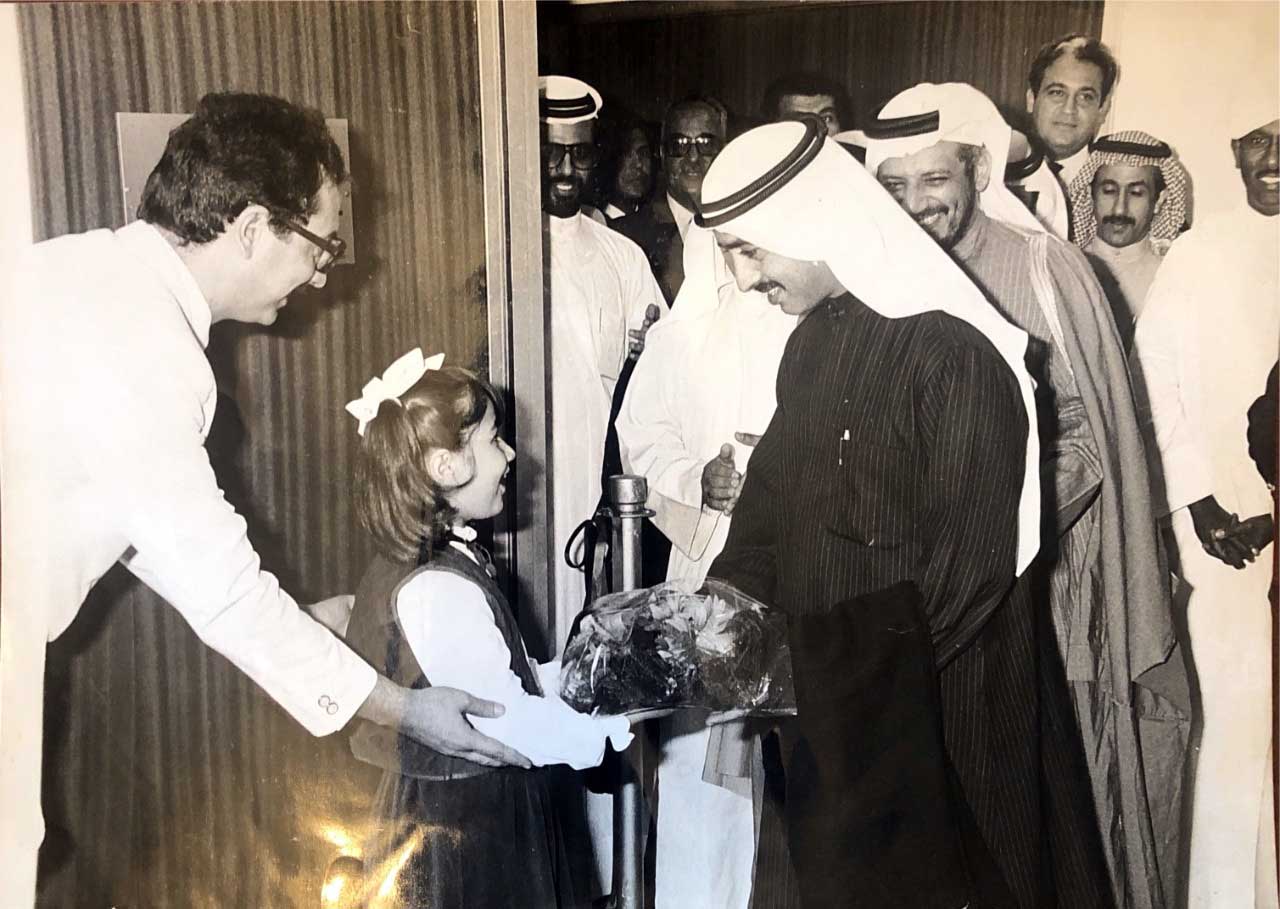 "افتتاح مقر جمعية المهندسين في دبي عام 1984"