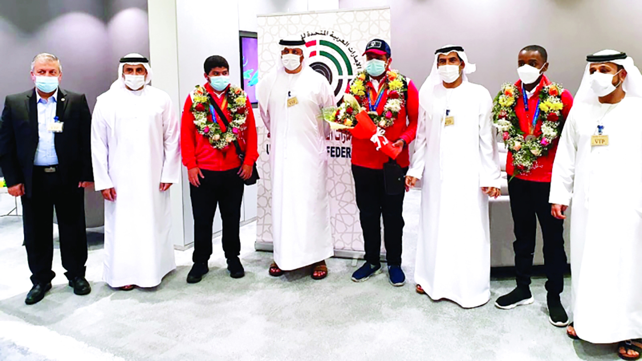 "خلال استقبال الأبطال | البيان"