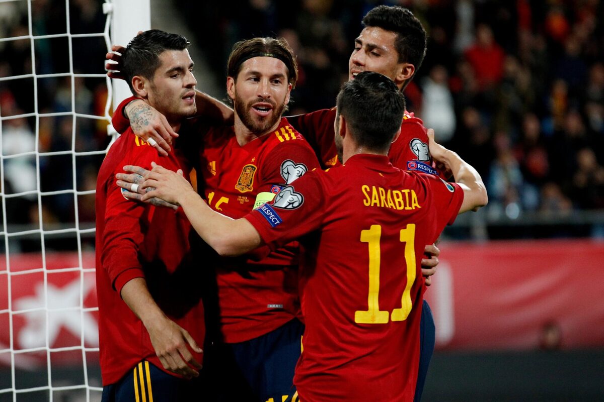 المنتخب الإسباني يتلقى لقاح كورونا قبل انطلاق أمم أوروبا