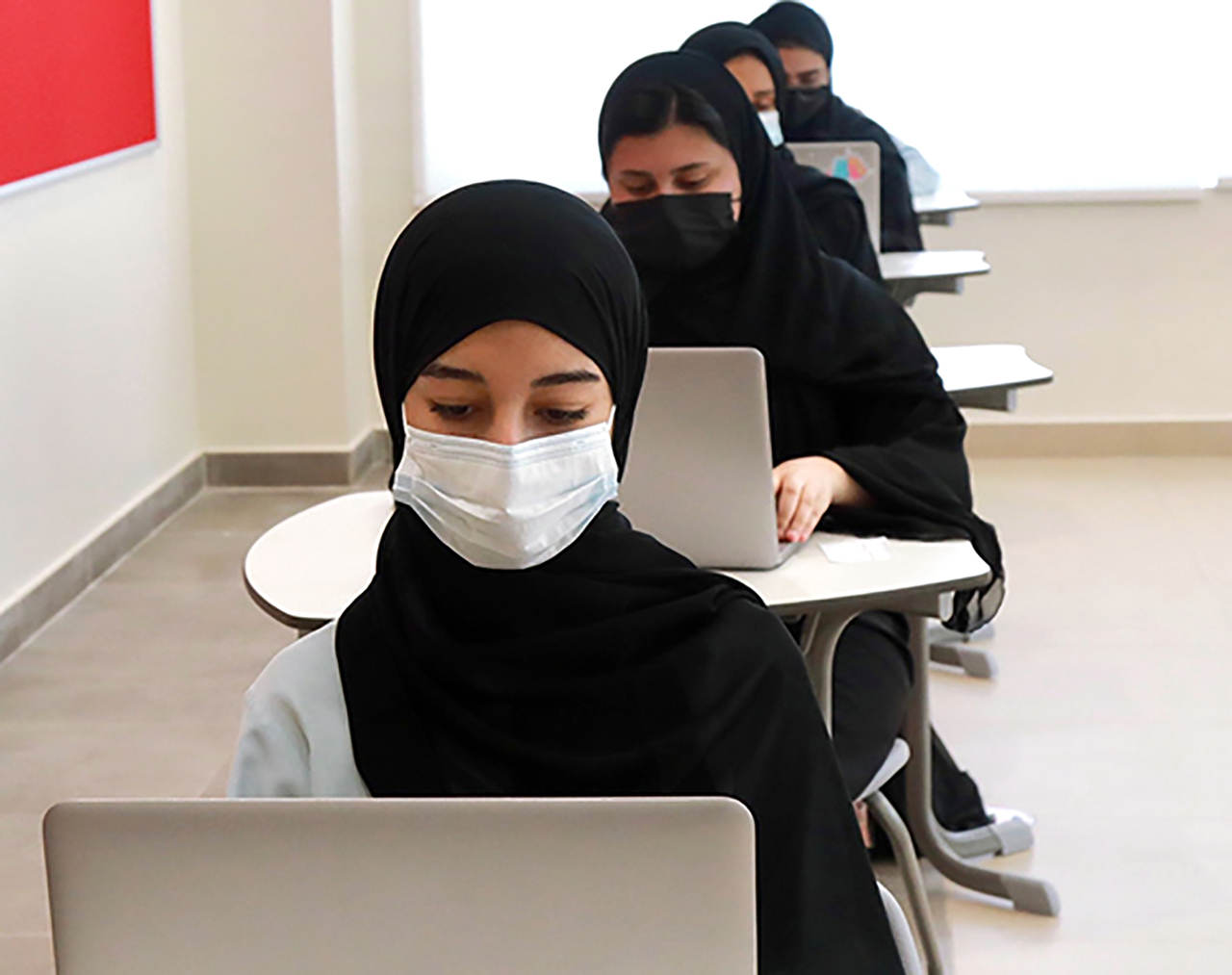 «الإمارات للتعليم»: إصلاح عطل فني أخّر الطلبة 20 دقيقة