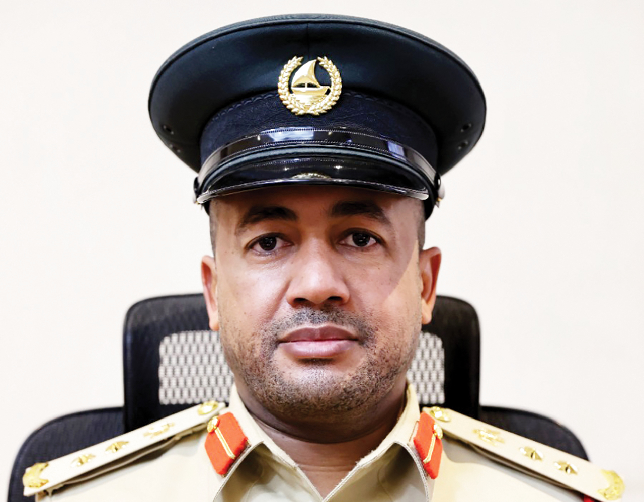 "عمر عاشور"