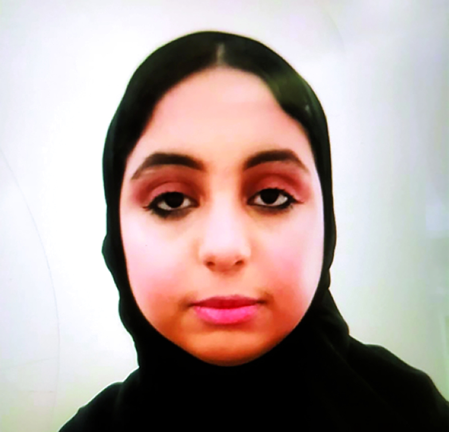 "فاطمة الشعملي"