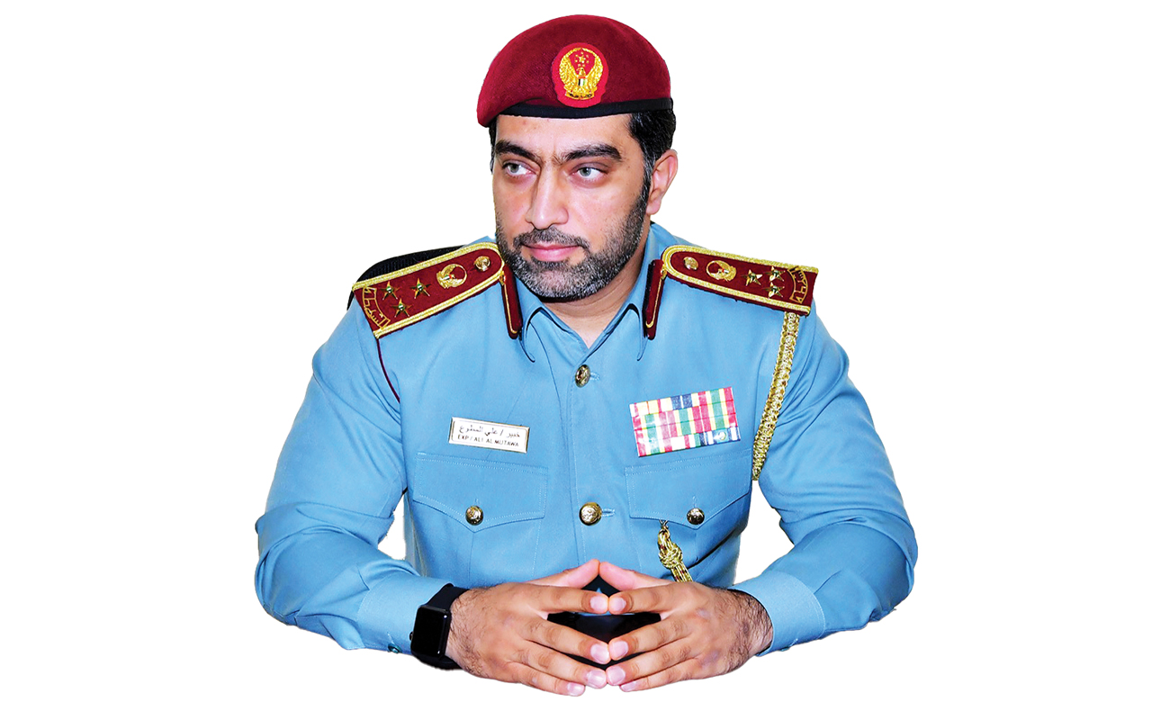 "علي المطوع"