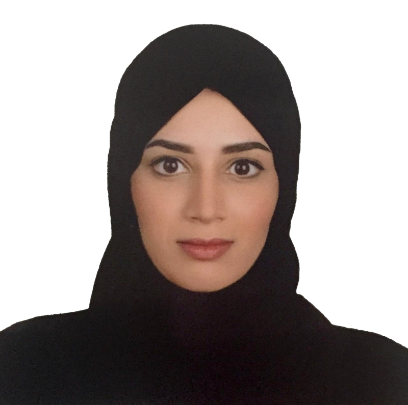 "فاطمة المهيري"