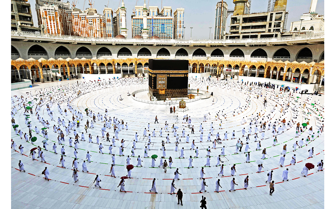 السعودية تقف على آخر الاستعدادات لضمان حج آمن