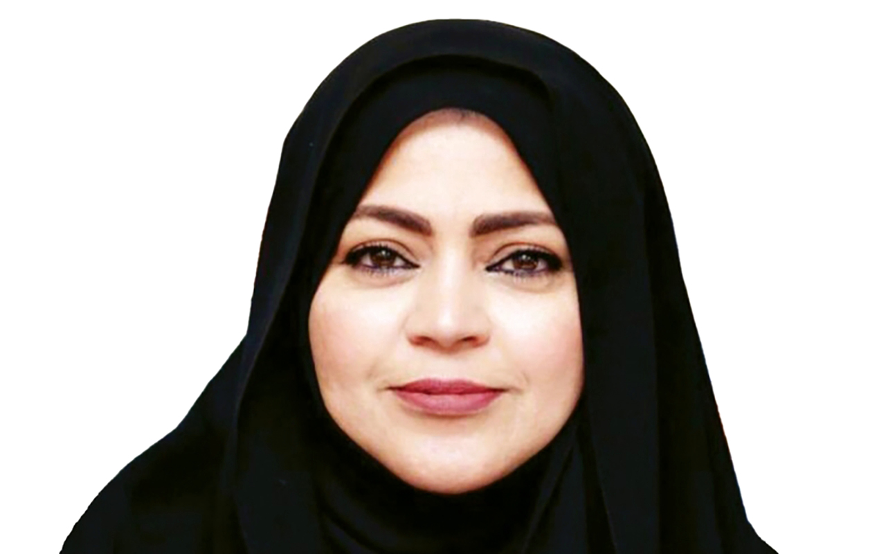 "سمية حارب"